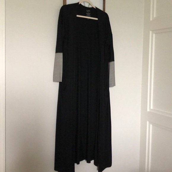 Moon and beck bamboo duster - Picture 1 of 5